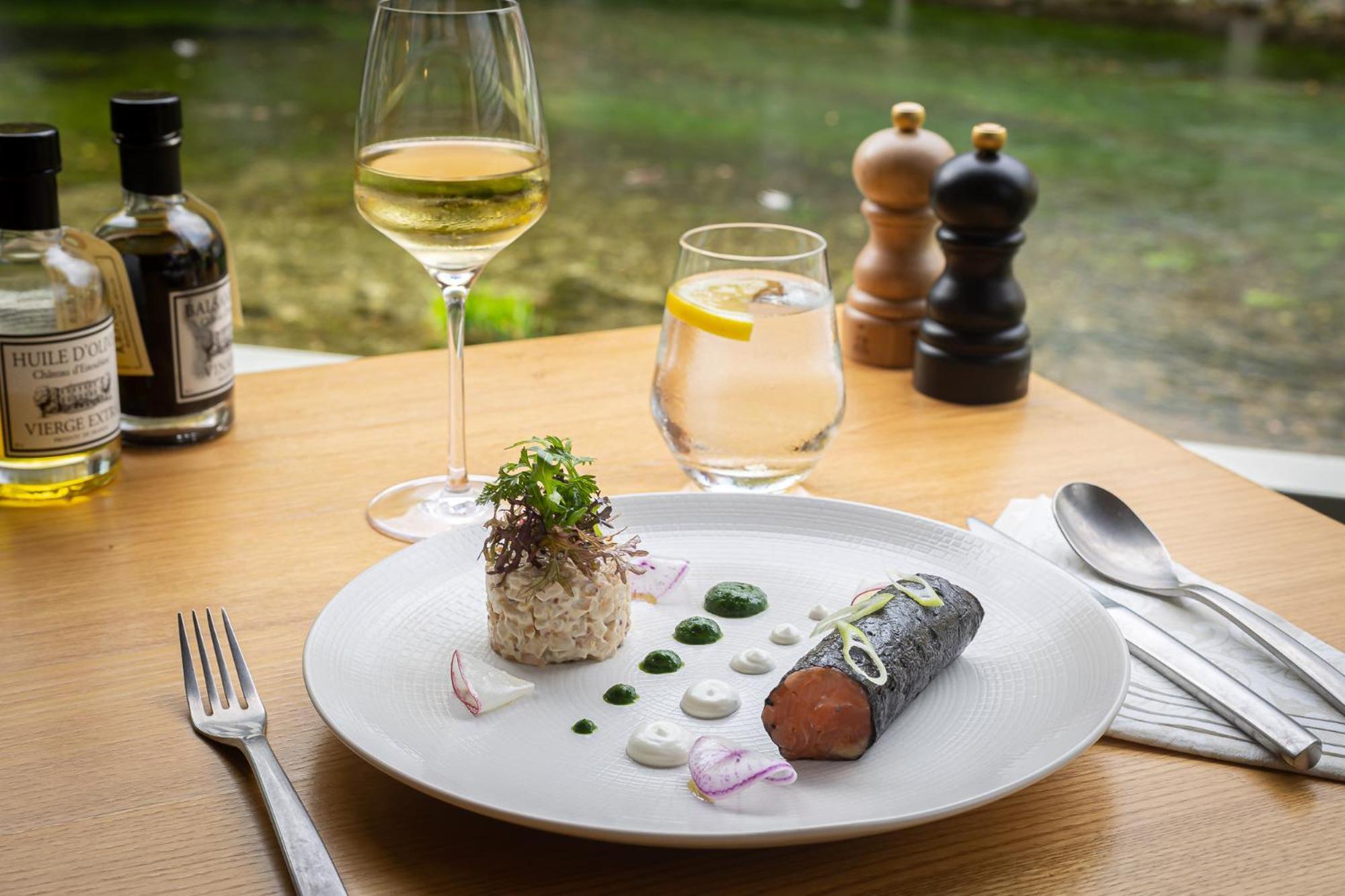 Le Chateau Olive Et Raisin Fontaine-de-Vaucluse Dış mekan fotoğraf